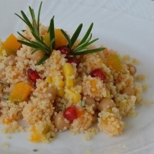 Cuscus integrale biologico con zucca e melagrana