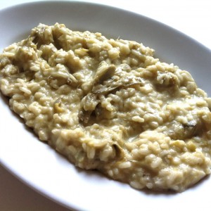 Risotto delicato con robiola e riccioli di carciofi