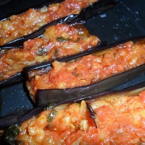 barchette-di-melanzane-con-pomodoro-num-1