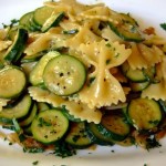 Farfalle con Pomodori, zucchine e Olive