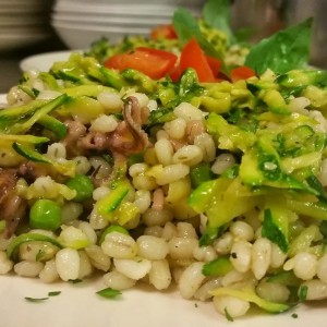 Orzo da Agr. Biologica con calamaretti e zucchine