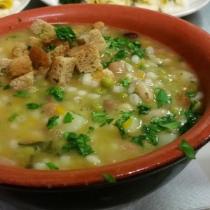 Zuppa di legumi misti e Orzo Biologico