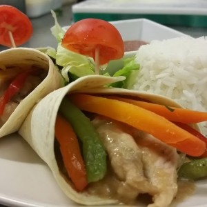 fajitas di pollo e peperoni