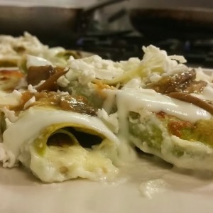 Cannelloni Verdi Gratinati Con Funghi e Nocciole