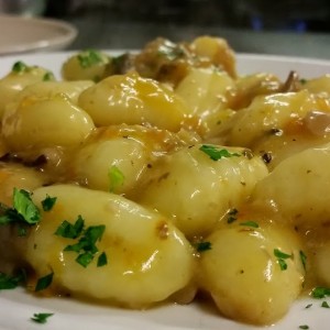 Gnocchi di Patate in salsa di funghi