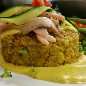 Tortino di Cereali in Crosta di Pane Integrale Con Julienne di Seppia al Curry 2