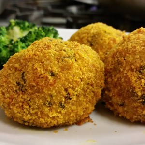 Arancini di Cereali ripieni Con Mozzarella, Prosciutto Cotto e Verdurine