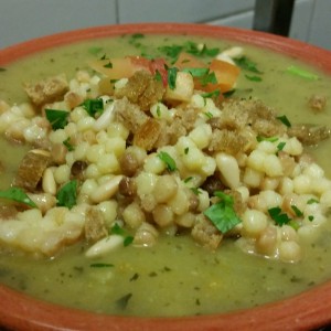 Vellutata di Zucchine Con Fregola Sarda e Pinoli Tostati