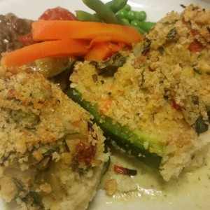 Zucchine ripiene Con Cous Cous Integrale Bio e Puntarelle 1