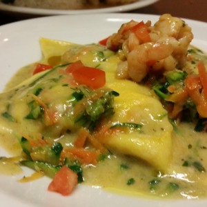 Ravioloni Artigianali alle Verdure in salsa di Gamberi