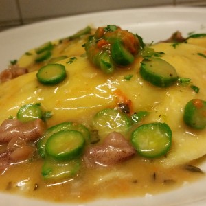 Ravioloni Artigianali Con Fiori di Zucca e Calamaretti Spillo (1)