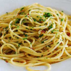 spaghetti-aglio-olio-e-peperoncino