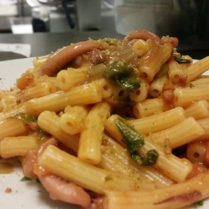 Sedanini ai Calamaretti Con Scarola e Pomodorini (3)