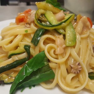 linguine-seppioline-e-zucchine