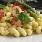 celentani-ai-gamberetti-con-avocado-e-asparagi